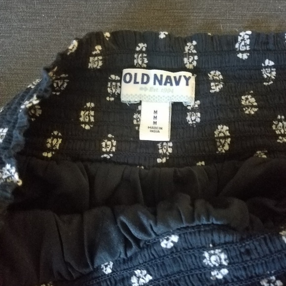 Old Navy skirt - Picture 2 of 2
